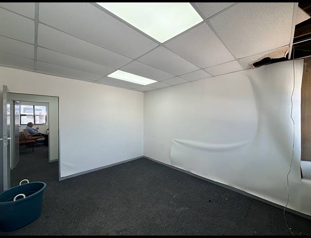 19M² OFFICE TO LET IN AUDAS ESTATE